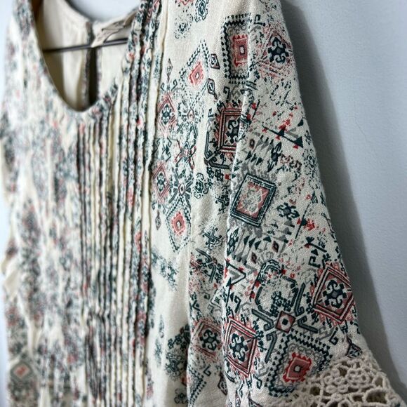 Lucky Brand Ivory Mini Dress W/ Blue & Red Pattern - Picture 3 of 8